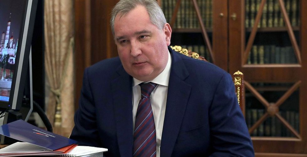 Рогозин планирует уборку снега на Восточном беспилотной техникой