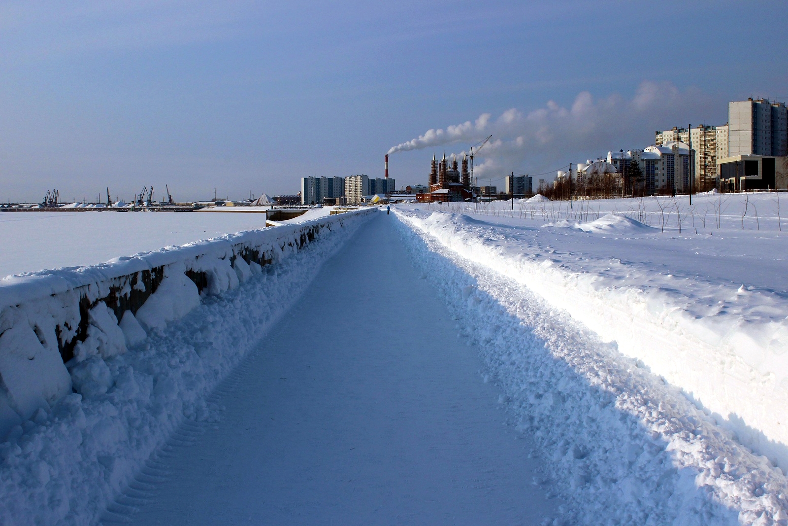 Набережная Нижнекамск зимой