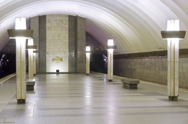 Петербуржцы не дождутся новых станций метро к 2024 году. Новому «Метрострою» понадобилось еще больше денег