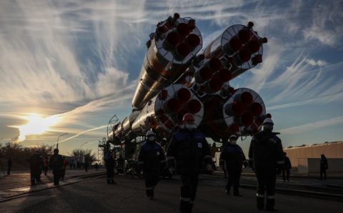 Космический грузовик привезёт новогодние подарки космонавтам МКС