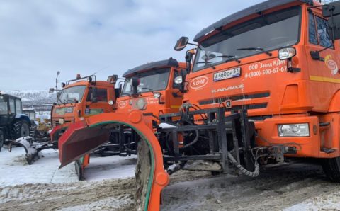 Коммунальные службы Мурманской области начали уборку снега