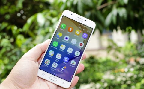 Московский арбитражный суд запретил продажу 61 модели смартфонов Samsung