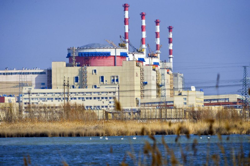 Энергетики определили причину утечки пара на Ростовской атомной электростанции