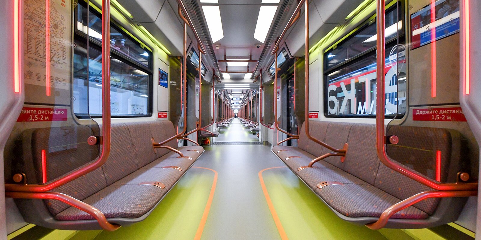 На Большую кольцевую линию московского метро поставят более ста поездов «Москва-2020»