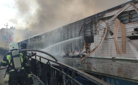 На рынке в приморской столице произошёл крупный пожар