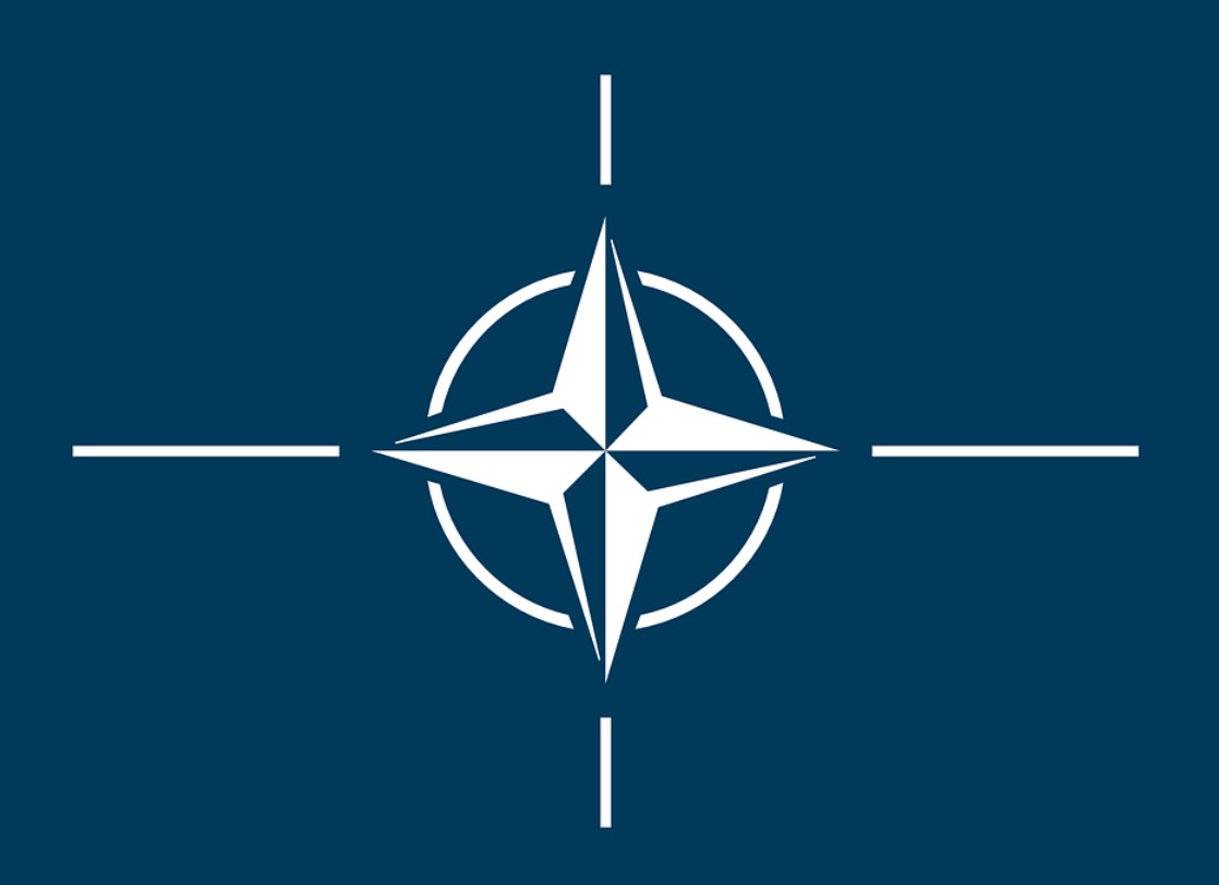 Россия приостанавливает работу постпредставительства при НАТО