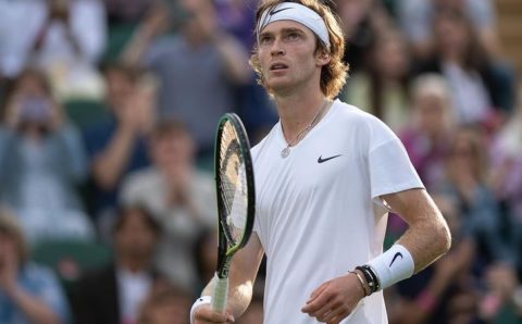 Российский теннисист Рублев вышел в третий круг турнира серии «Мастерс»