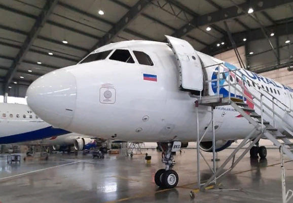 «Уральские авиалинии» доставили гуманитарный груз из Уханя в Германию