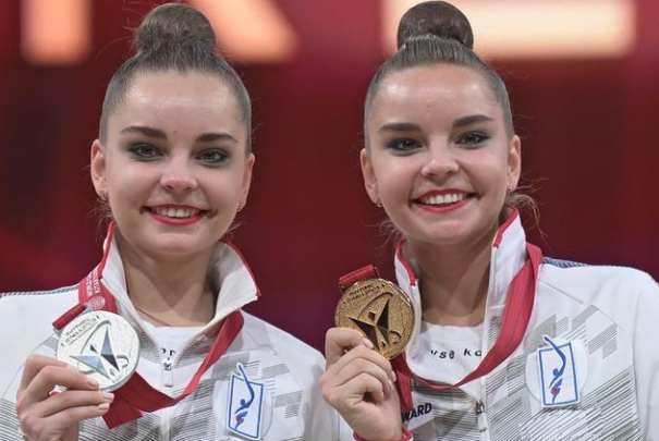 Сестры Аверины завоевали медали на ЧМ по художественной гимнастике