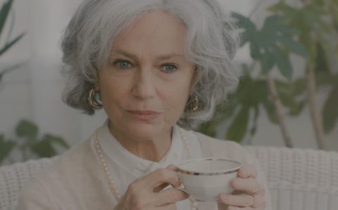 Появился трейлер французского ужастика «Наваждение Джули»