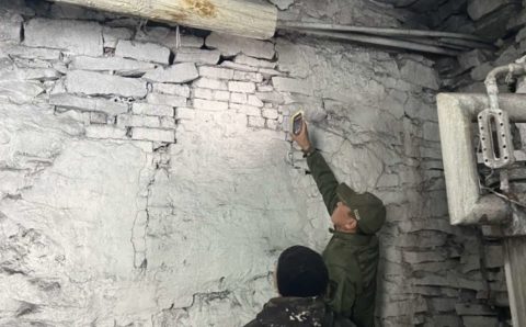 Трещины на зданиях заметили в Туве после землетрясения