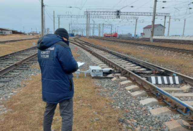 Подросток погиб от удара током на железной дороге в Приангарье