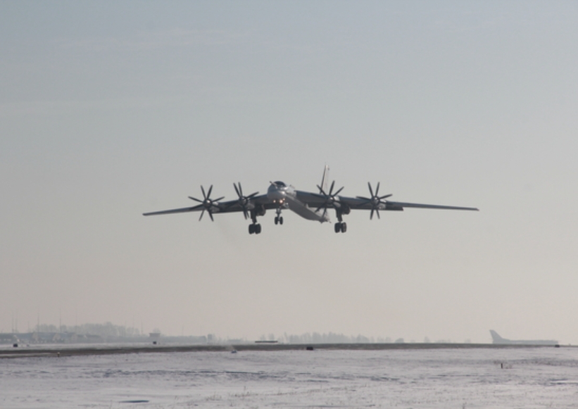 Российская дальневосточная авиация провела учения в Амурской и Иркутской областях