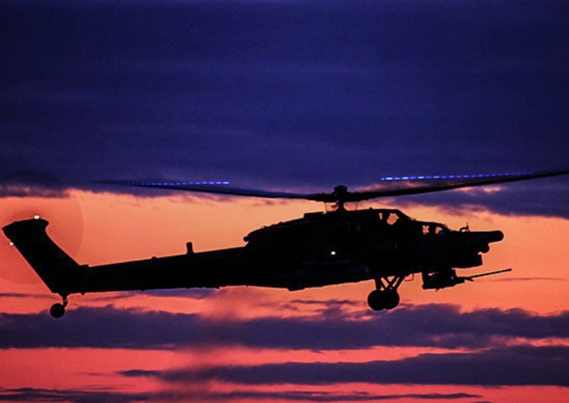Российские ударные вертолеты провели учения в ночных условиях