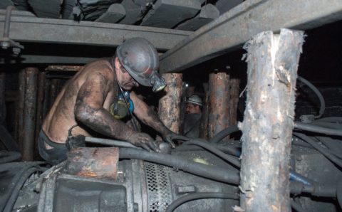 В Кемеровской области произошел пожар на шахте