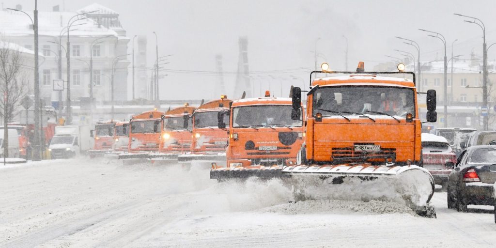 Коммунальщики Москвы работают в усиленном режиме
