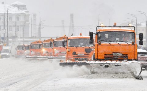 Коммунальщики Москвы работают в усиленном режиме
