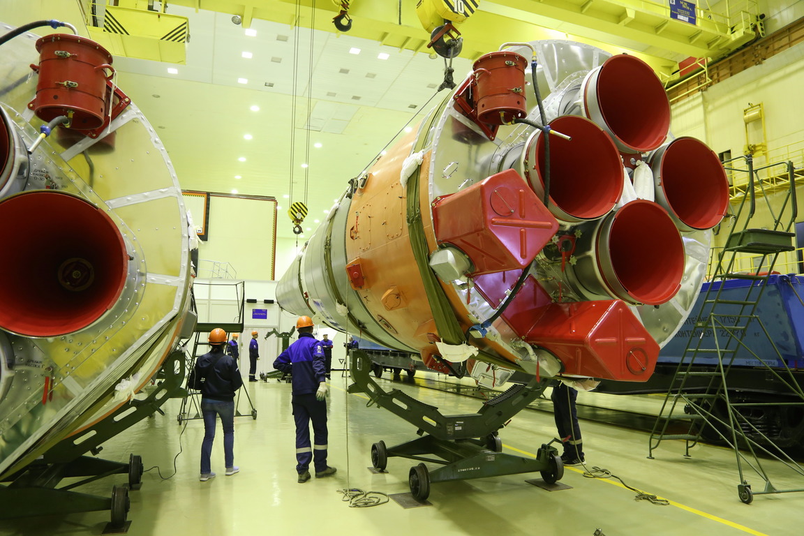 На Байконур доставили ракету-носитель «Союз-2»