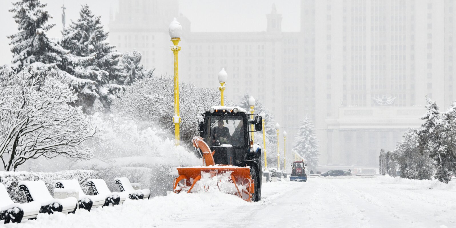 Желтый уровень погодной опасности в Москве продлили до 7 декабря