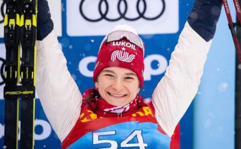 Лыжница Непряева стала третьей в гонке на «Тур де Ски»