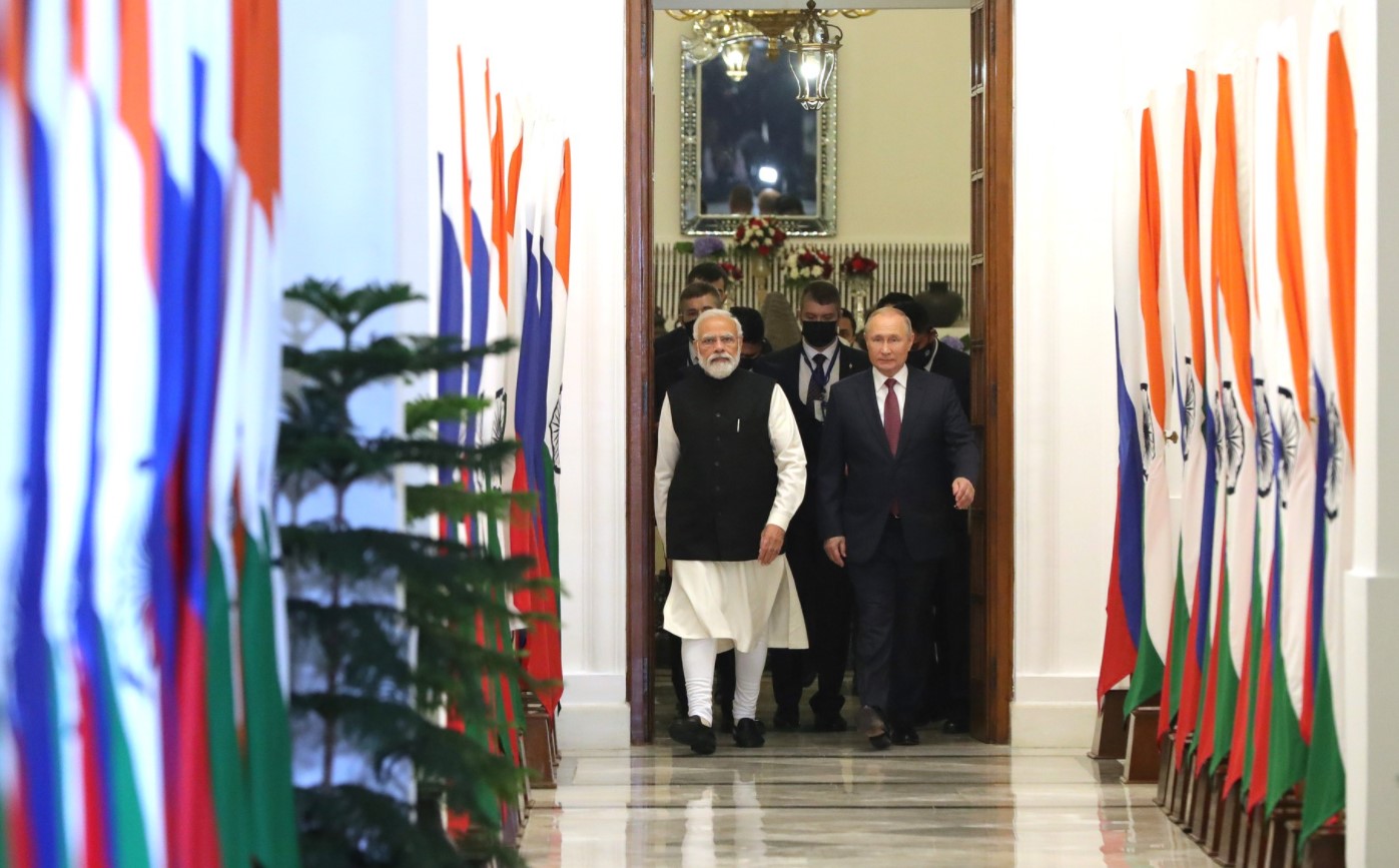 Владимир Путин пригласил премьера Индии Нарендру Моди посетить Россию