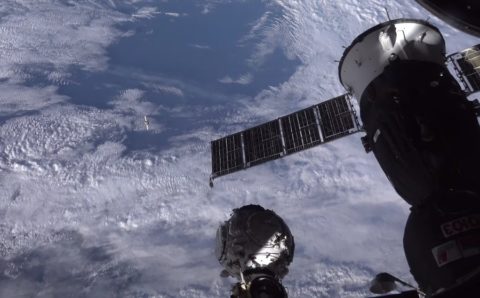 Разворот МКС запечатлели на видео в качестве 4К