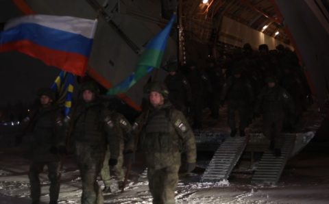 Первые подразделения российских миротворцев вернулись домой