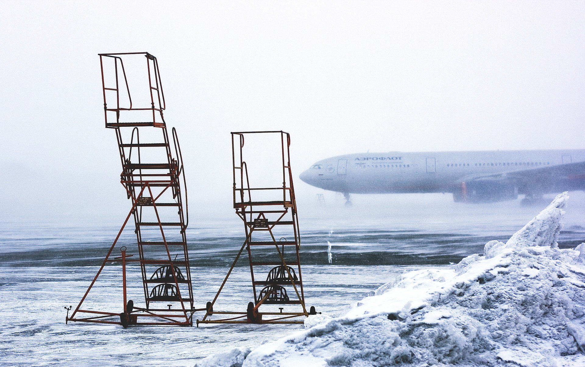 Аэропорт Курска закрылся из-за сложных метеоусловий