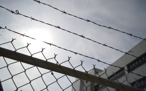 Завершилось расследование сразу четырех уголовных дел о пытках в тюрьмах Иркутской области