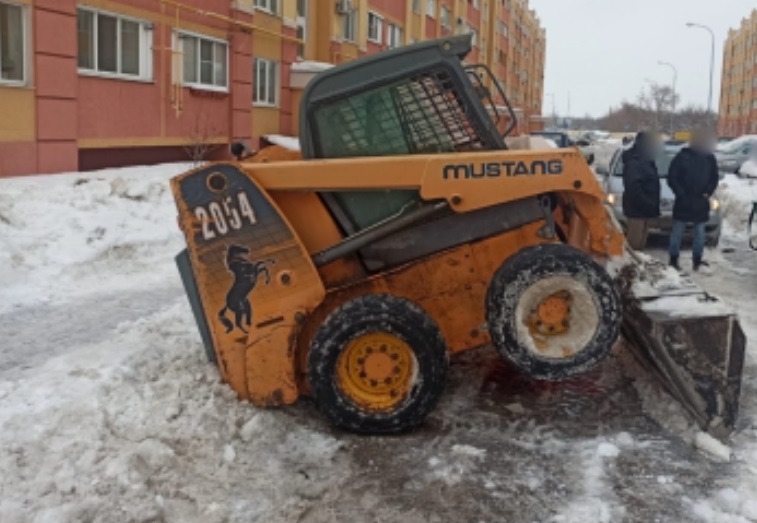 Погрузчик самара работа. Несчастный случай погрузчик Самара. Водитель погрузчик погиб в самре.