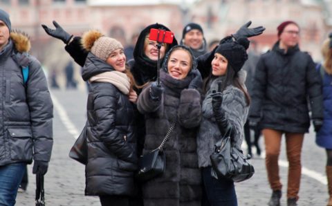 Более 130 бесплатных экскурсий проведут в Москве ко Всемирному дню гида