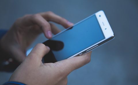 Для эвакуированных из Донбасса открыли новый номер горячей линии в Ростовской области