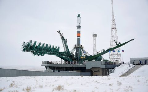 На космодроме «Байконур» к полету готовят ракету-носитель «Союз-2.1а»