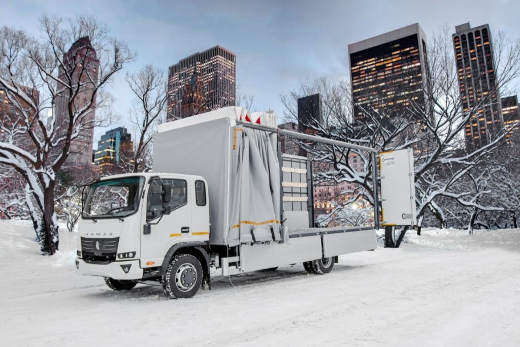 Первые малотоннажные грузовики «КАМАЗ» поступили в продажу