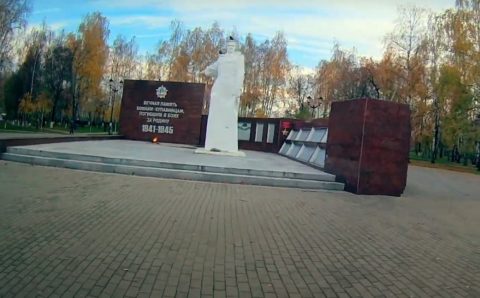 Обезглавливание памятника советским воинам в Подмосковье оказалось фейком