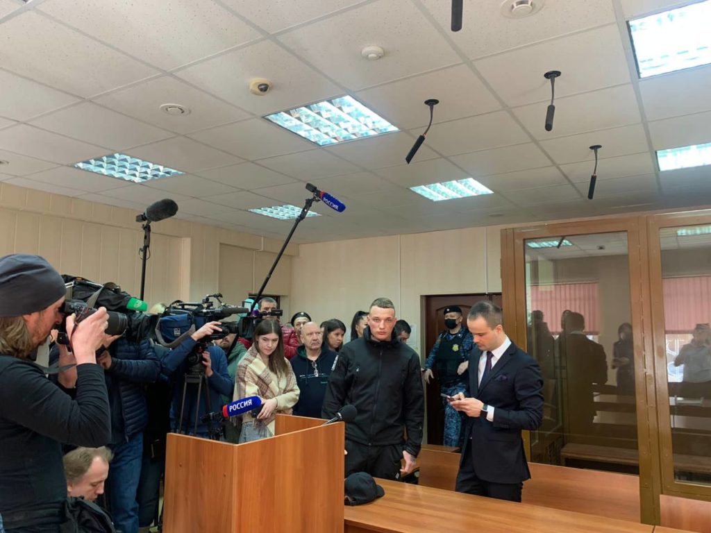 Московские суд признал блогера Эдварда Била виновным в массовом ДТП