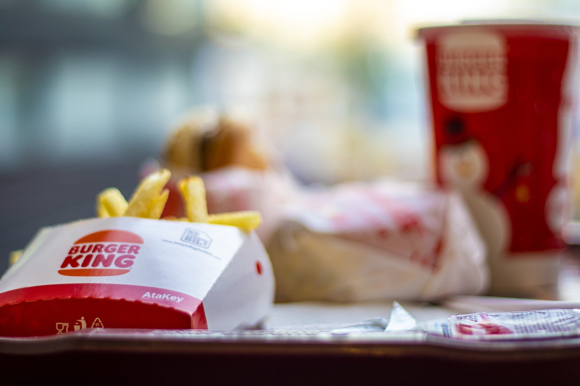Сеть ресторанов Burger King не сможет приостановить работу в России