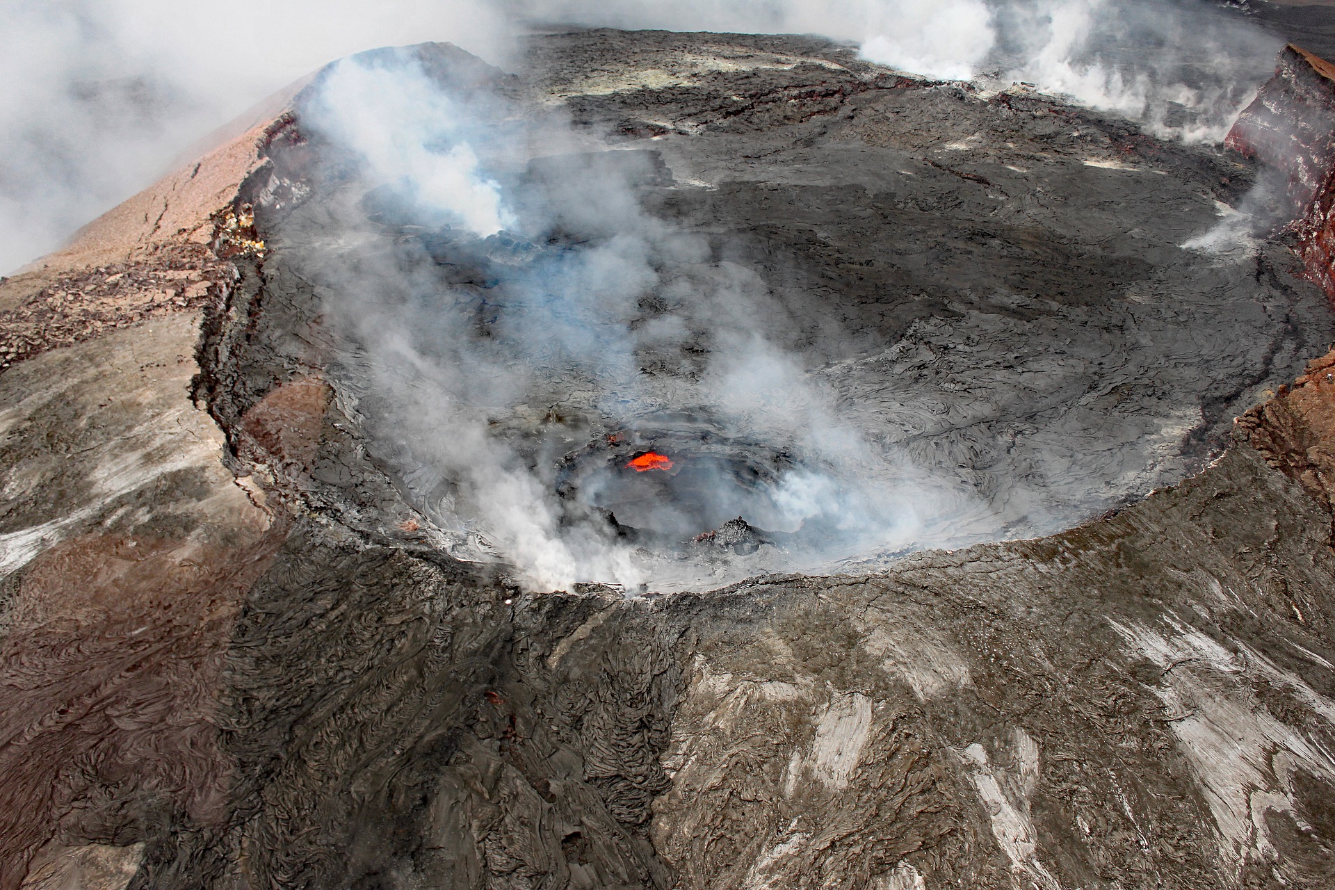 На Камчатке может произойти мощное извержение вулкана