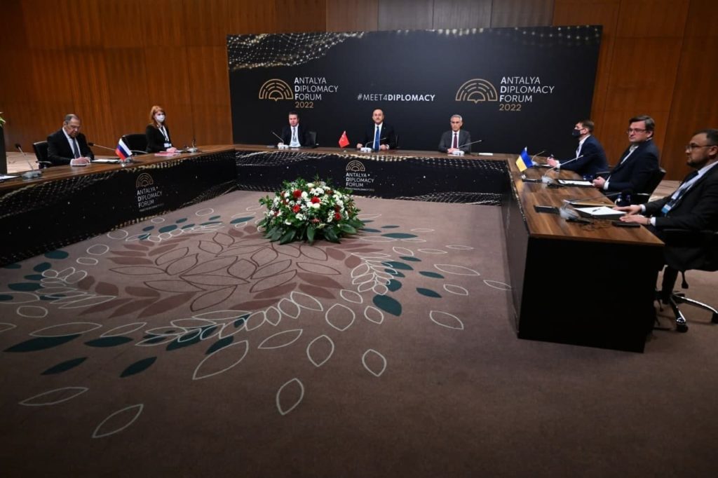 Лавров встретился с министром иностранных дел Украины Кулебой