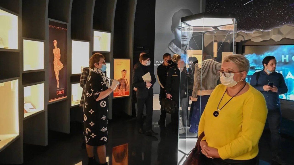 Обязательные QR-коды отменили в Московской области