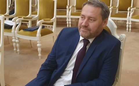 Спикер петербургского ЗакСа Бельский игнорирует патриотический пример Макарова в поддержке спецоперации по защите Донбасса