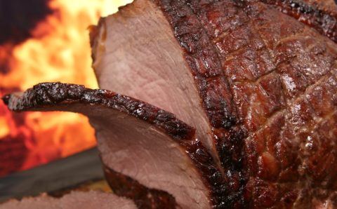 Экономист: Мясо в России подорожает, но не сильно