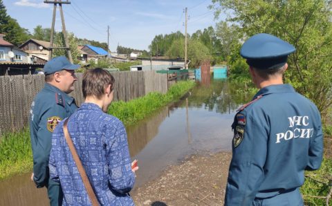 Пять дорог ушли под воду в Хабаровском крае