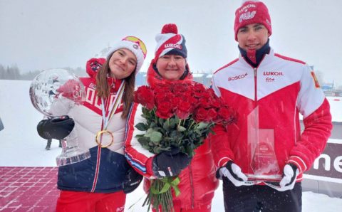 Лыжница Непряева получила «Большой хрустальный глобус» за победу на Кубке мира