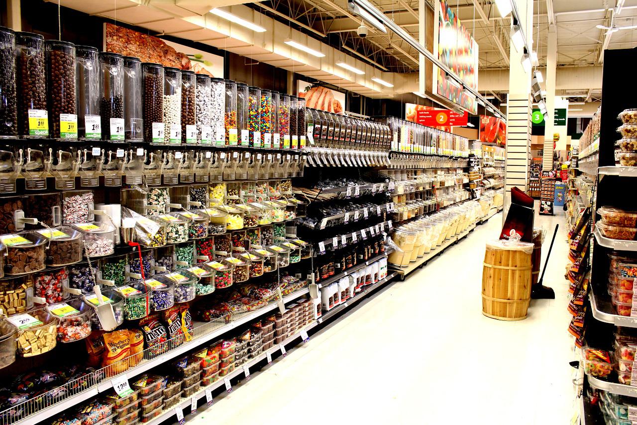 «Ограничения» на работу гипермаркетов оказались очередной газетной «уткой»