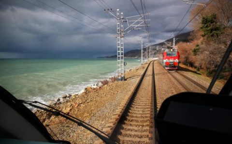 РЖД запустило два дополнительных поезда к Черному морю