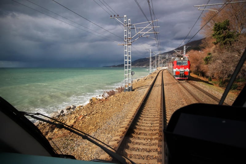 РЖД запустило два дополнительных поезда к Черному морю
