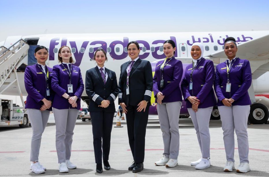 Саудовская авиакомпания осуществила первый в истории страны рейс с полностью женским экипажем