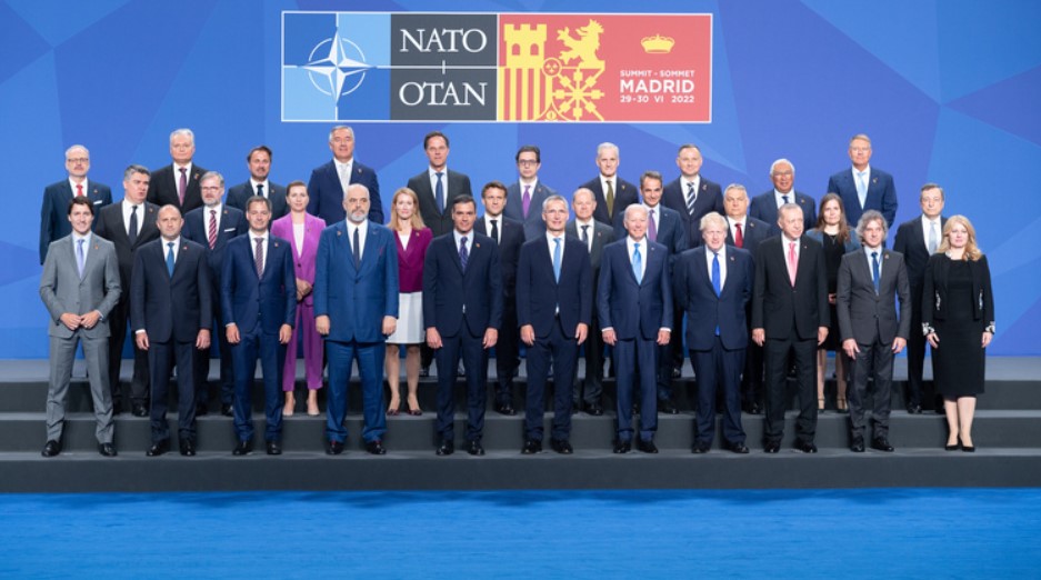 В НАТО собираются помочь Киеву «обеспечить хорошие переговорные позиции»
