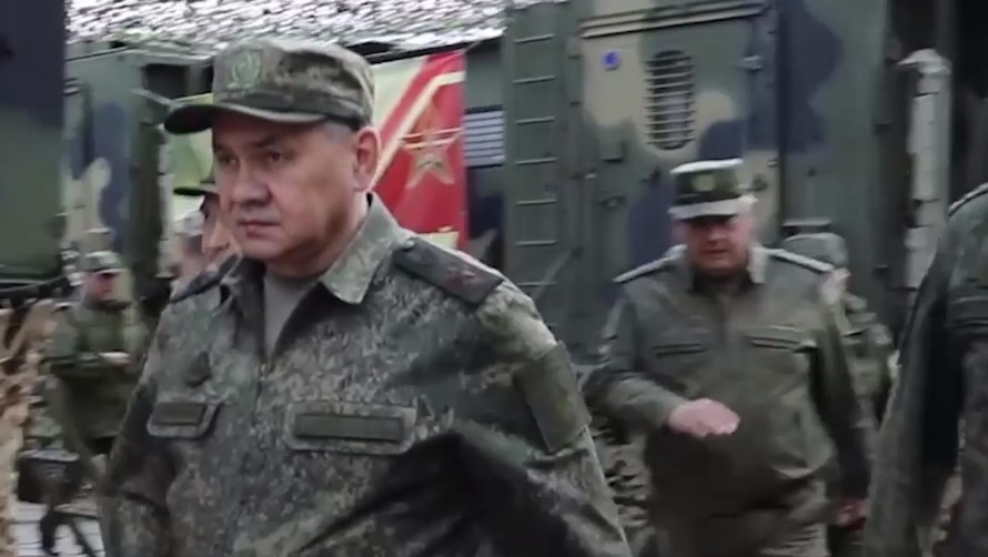 Шойгу прибыл на Украину для инспекции российской группировки войск